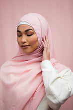 Load image into Gallery viewer, The Peony Pink Pleated Chiffon Hijab