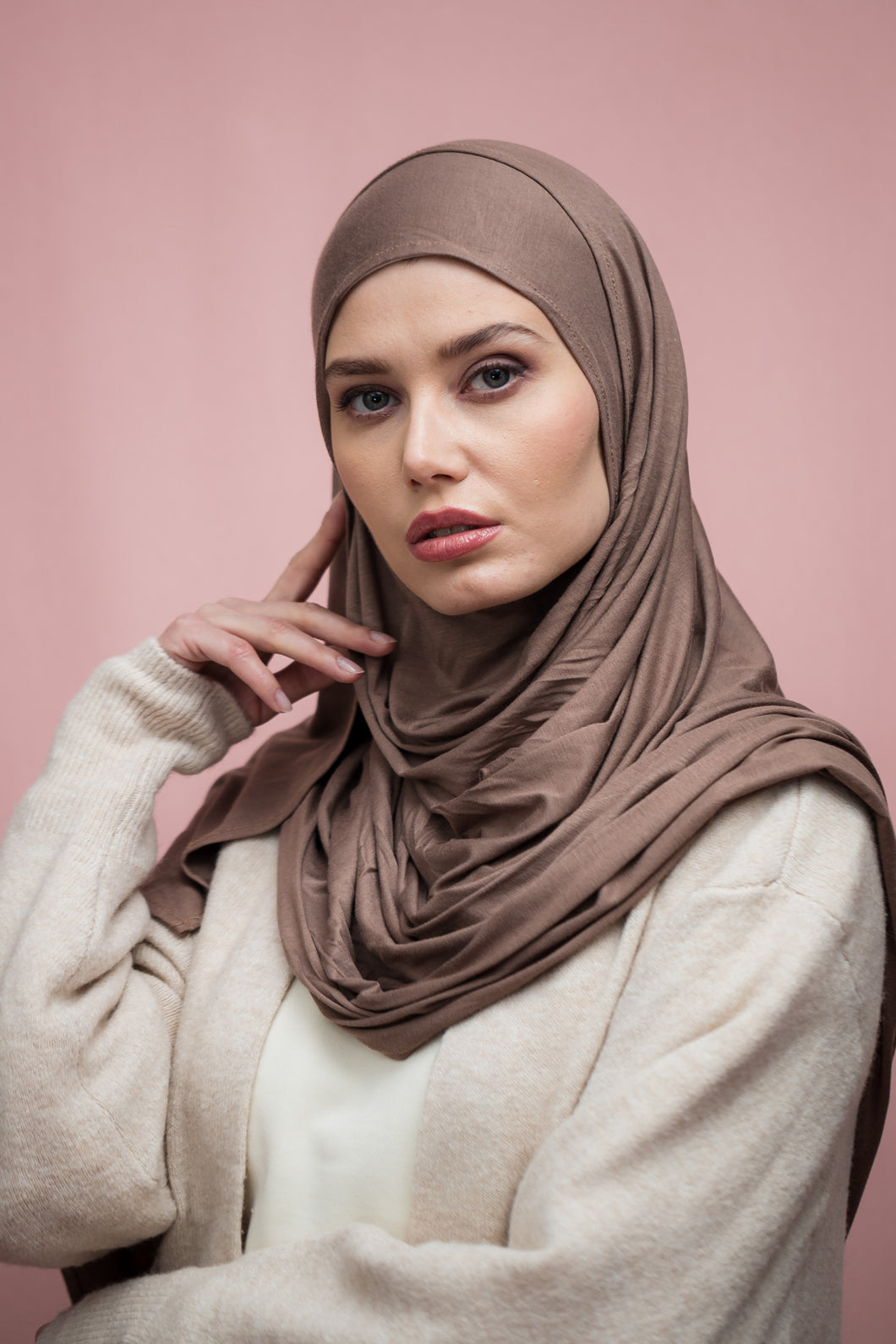 The Relaxed Caramel Jersey Hijab