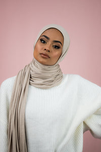 The Instant Looped Beige Jersey by Suriah Scarves